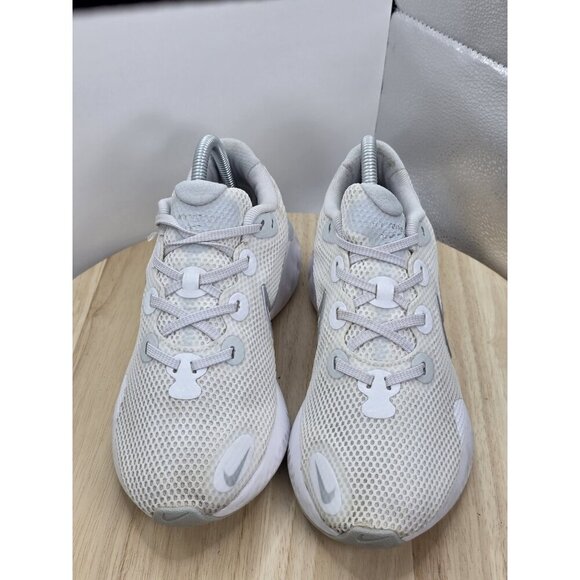 Nike Renew Run CK6360-003 White Running Shoes Sneakers Women's Size 8 - Picture 4 of 9